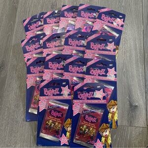 Sealed Bratz Movin’ Groovin Cool-lectible Trading Card Game Packs